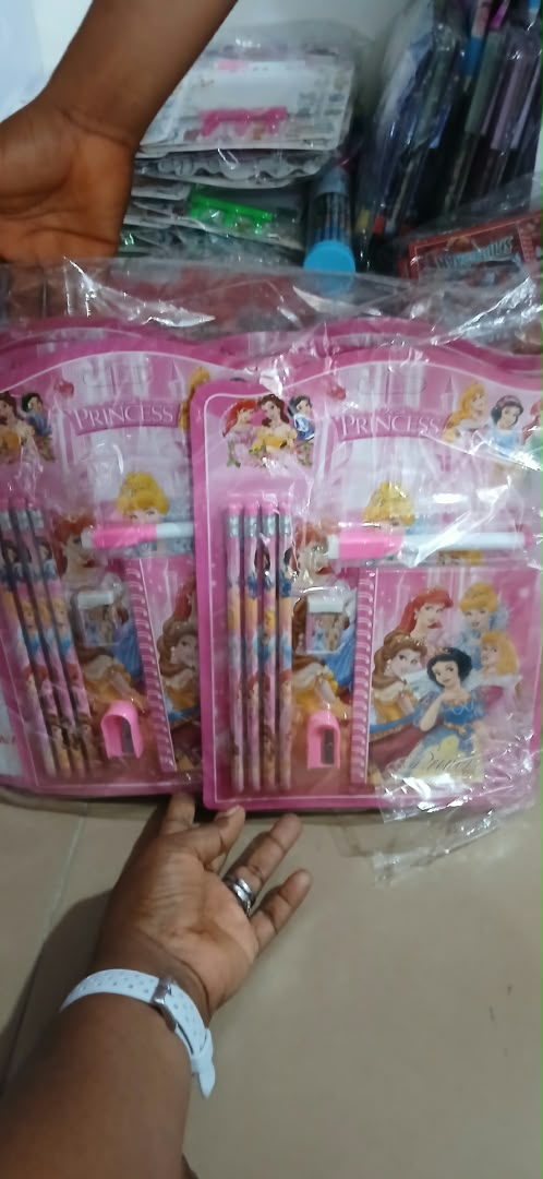 kids-2-wheeled-folding-kick-scooter-with-nbk-out-182 Disney Princess Complete School Stationery Gift Set with Notebook, Pencils & Marker - Image 1