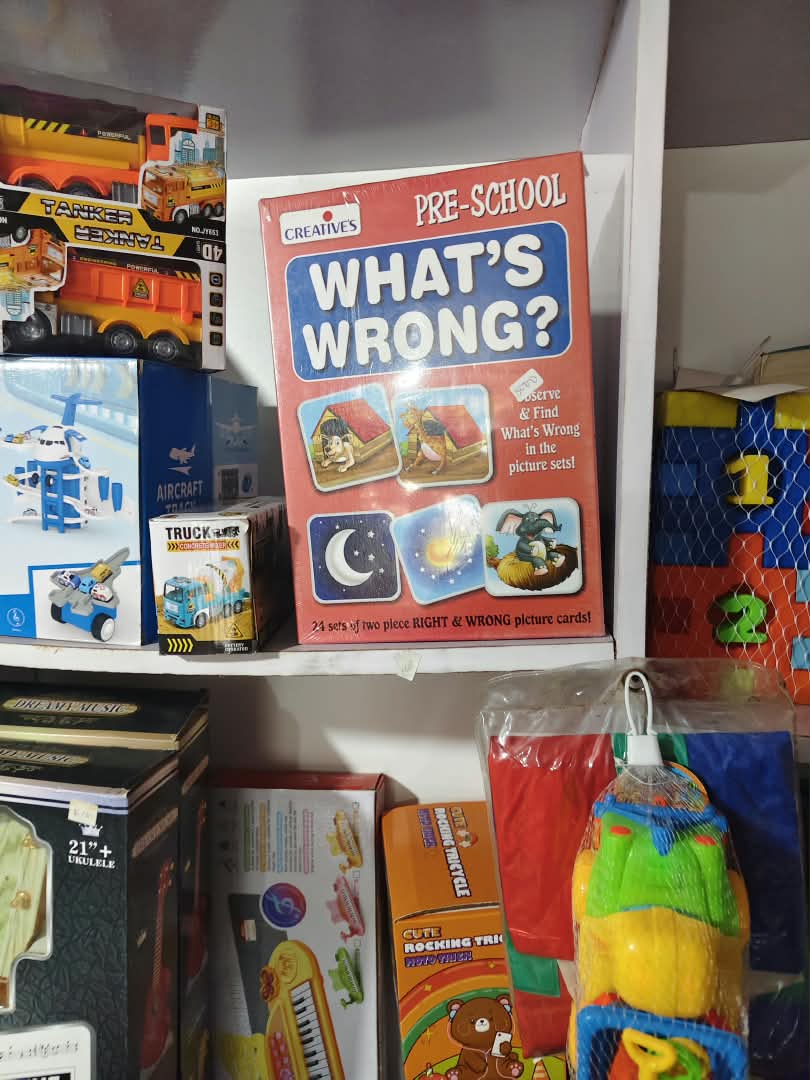 rainbow-kinetic-sand-castle-sculpting-st-nbk-stm-147 Creative's Pre-School What's Wrong? 24-Set Self-Correcting Picture Puzzle Cards - Image 1
